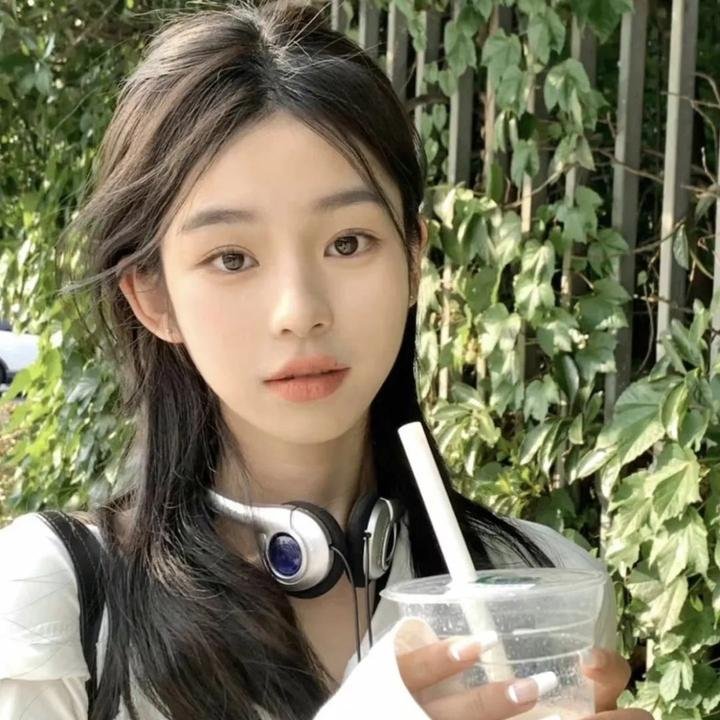 老妇与鸽子